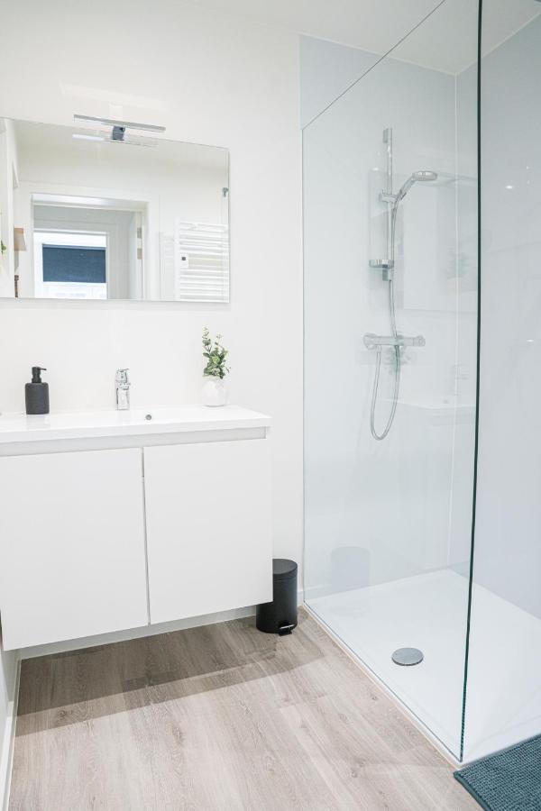 Etage 2 - Appartement In Centrum, 300M Van Zee En Gratis Parking Ostende Kültér fotó